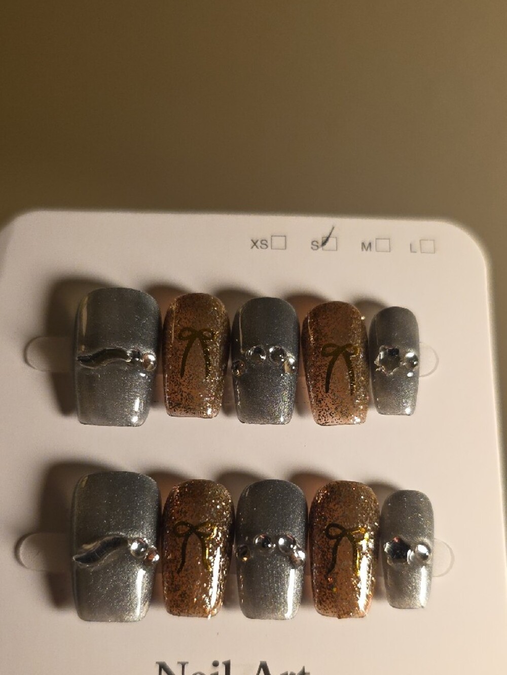 Nail Art Press-On Set - Silver & Rose Gold Size Small - Picture 4 of 6